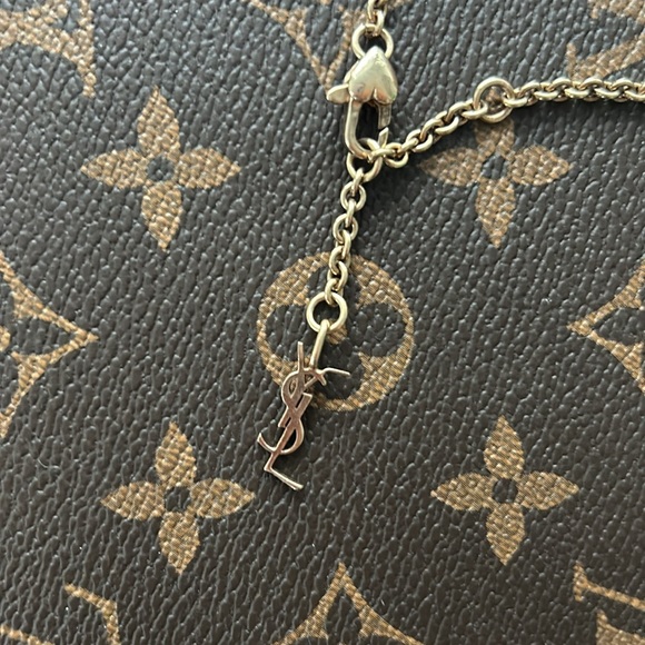 🤍✨YVES SAINT LAURENT Heart Charm Bracelet - Picture 3 of 6